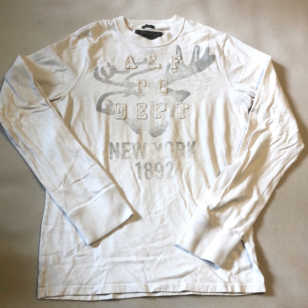 Men’s M Abercrombie & Fitch Long Sleeve